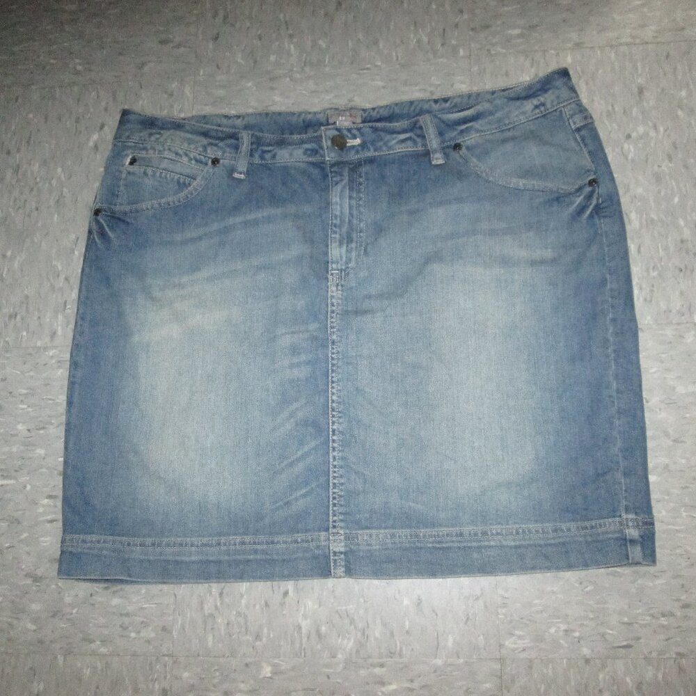 J. Jill vintage shaded denim short skirt